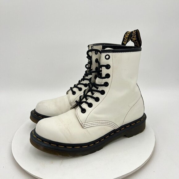 Dr. Martens 11821 Women Size 7 white Leather Black Sole 8 Eye Ankle Combat Boot - Picture 1 of 14